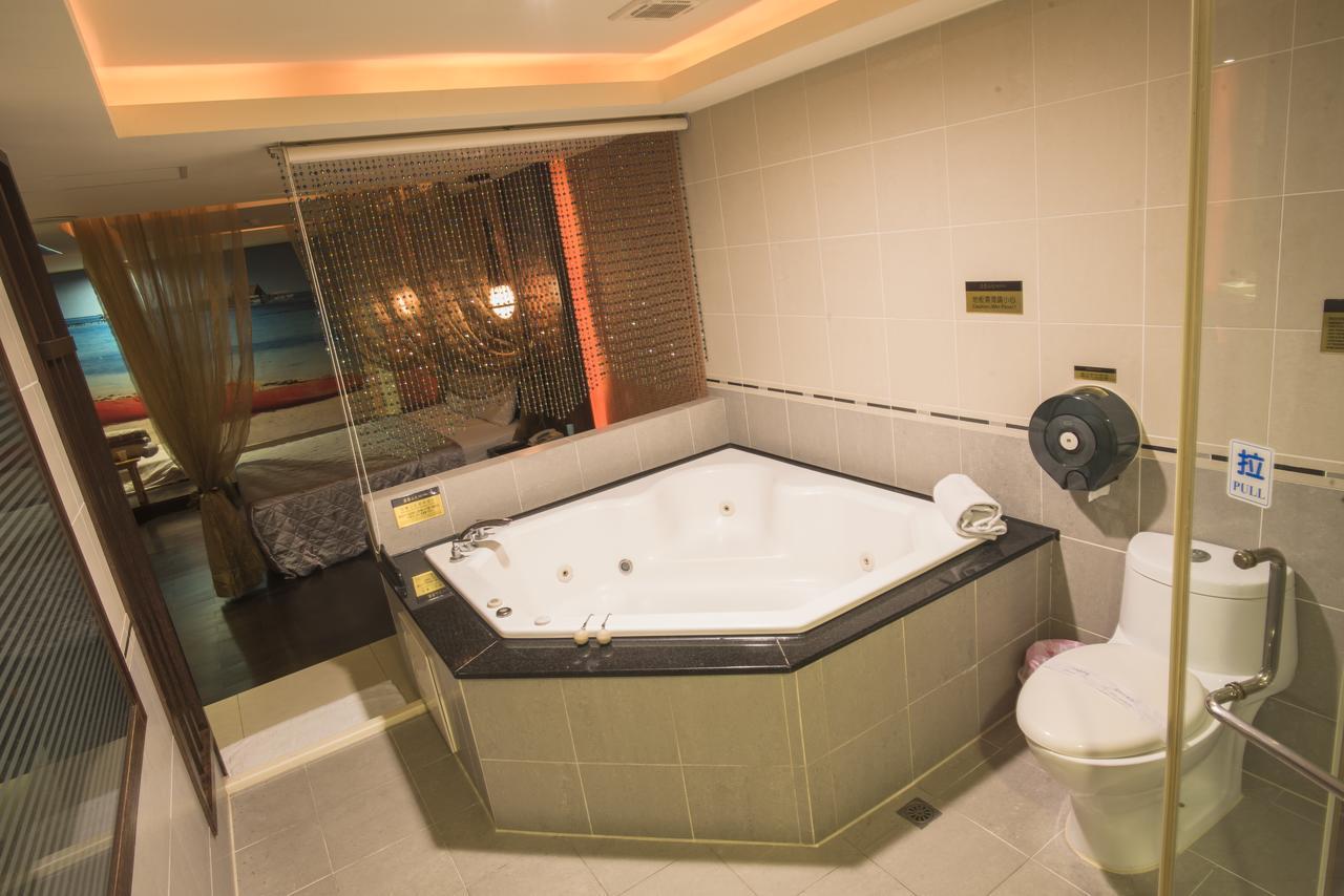 Alexander Motel Kaohsiung Eksteriør billede