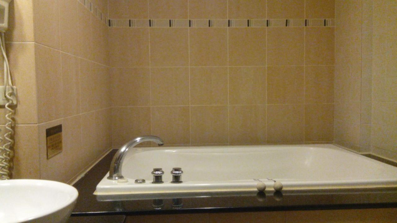 Alexander Motel Kaohsiung Eksteriør billede